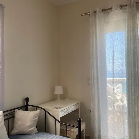 Apartament Orsalia's *